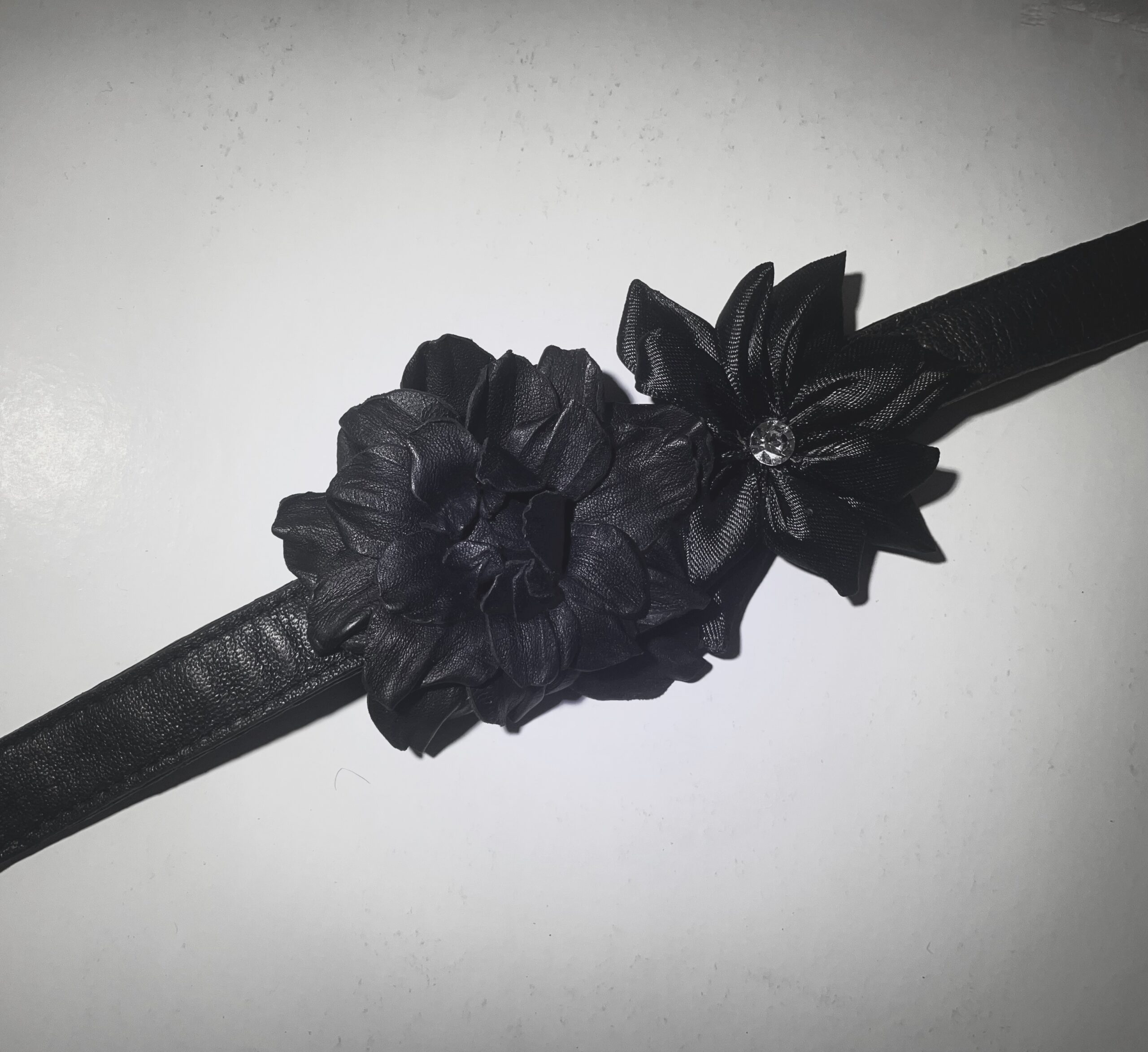 FLOWER LEATHER BOOT STRAPS - Image 2